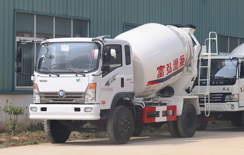 重汽王牌3方攪拌車