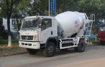 東風(fēng)創(chuàng)普4方攪拌車