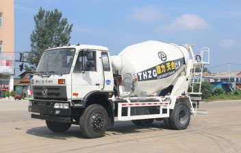 東風(fēng)4方攪拌車（145）