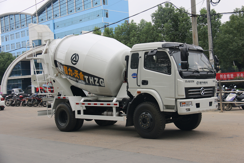 大運運隆6方攪拌車