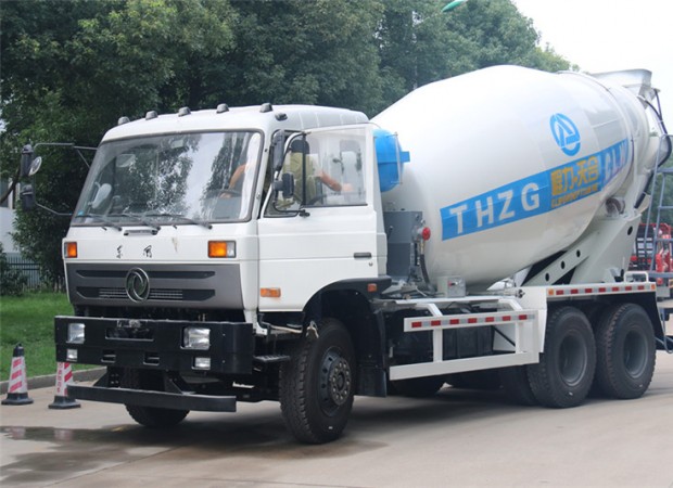  東風(fēng)（153）14方攪拌車