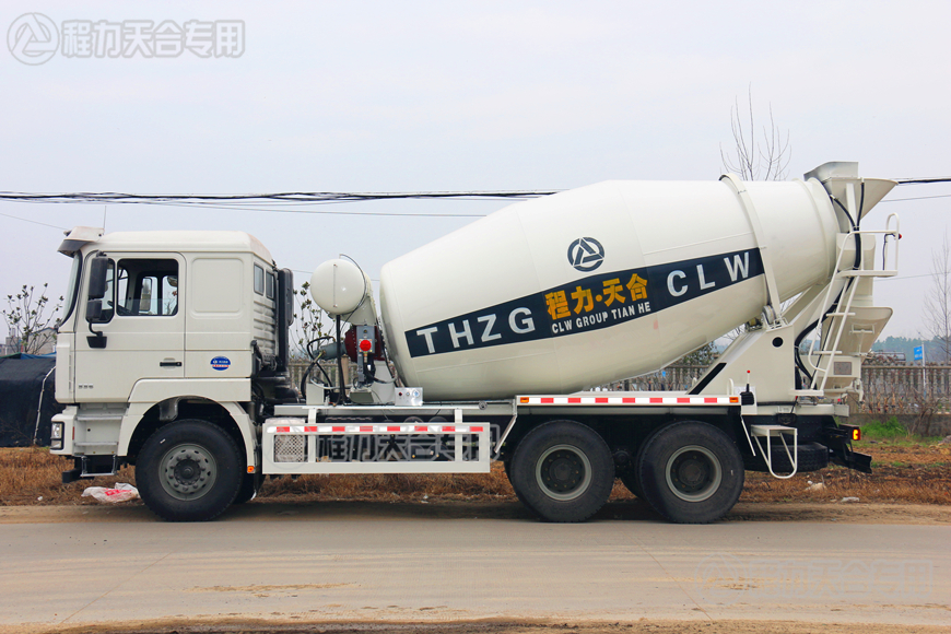 陜汽德龍水泥攪拌車