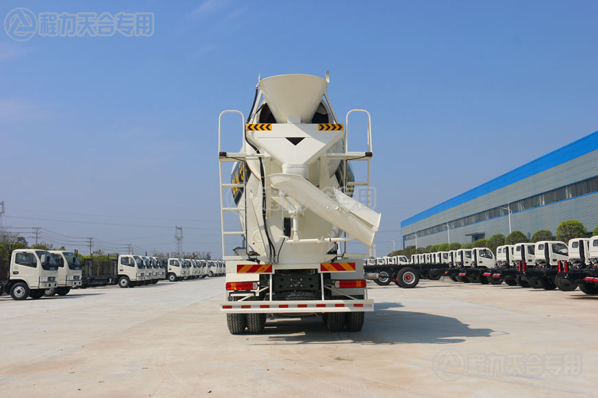 重汽豪沃攪拌車