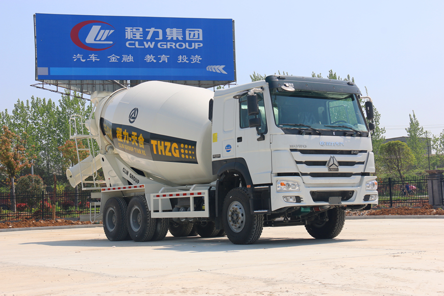 重汽豪沃12立方攪拌車