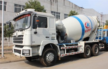 陜汽德龍8方混凝土攪拌車