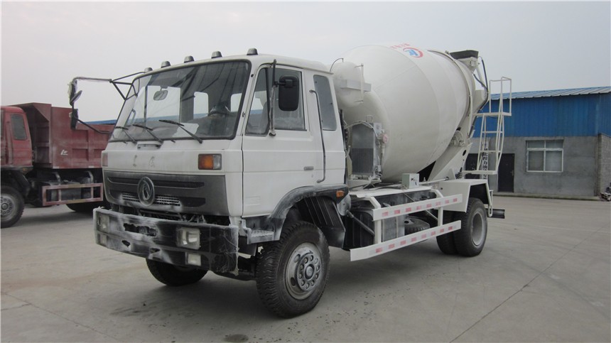 東風(fēng)攪拌車展示圖7