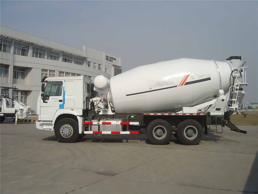 東風(fēng)攪拌車展示圖9
