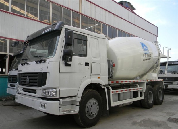 重汽攪拌車圖片1