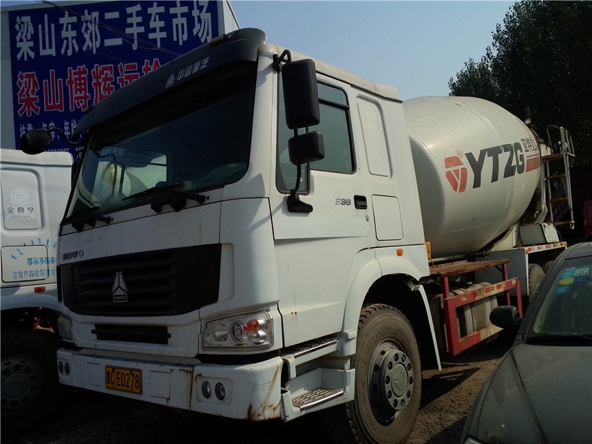 重汽攪拌車(chē)展示圖9