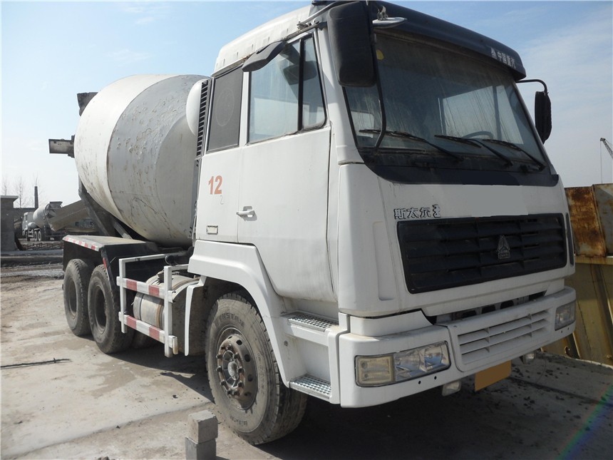 重汽攪拌車(chē)展示圖10