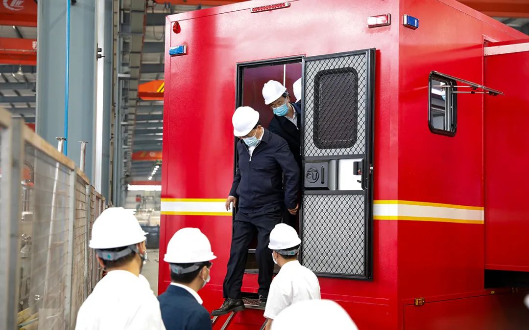 湖北省委副書記、省長王忠林帶領省市領導視察程力（曾都）汽車工業(yè)園新廠基地建設情況